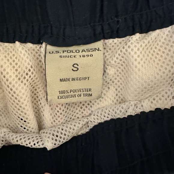 U.S. Polo Assn. Mesh Lined Shorts - Picture 2 of 3